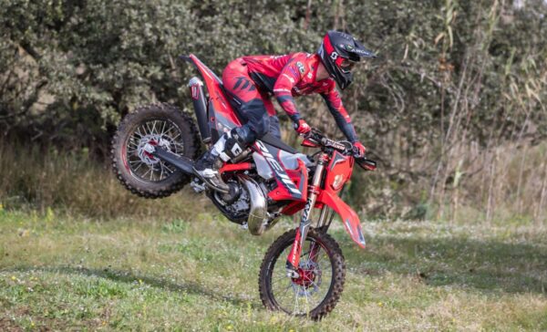 RIEJU MR PRO 300 TFI  2-TAKTI 2026