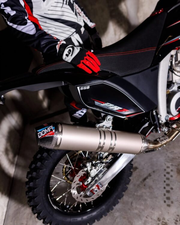 623689089_18390711358146385_6653516413557962626_n AJP PR7 650 ADVENTURE BLACK EDITION